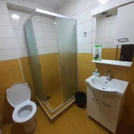 Hostel Smestaj Franica *