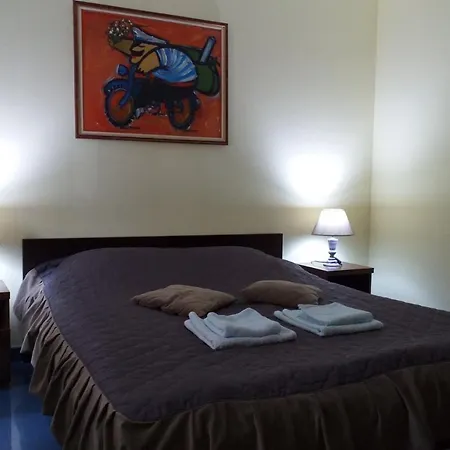 Smestaj Franica Hostel *