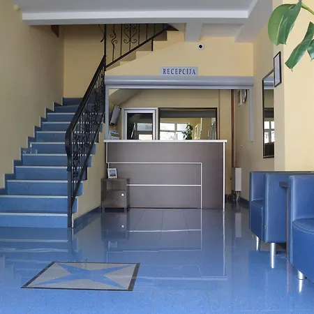 Hostel Smestaj Franica *